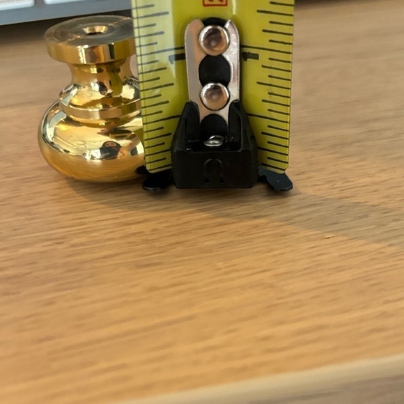 Set of 2 cabinet door knobs Solid brass. New - Picture 8 of 9